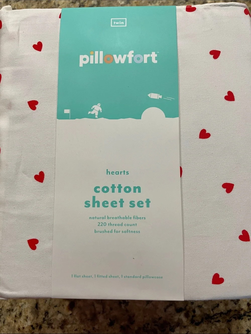 Pillowfort White Cotton Sheet Set with Red Heart Print